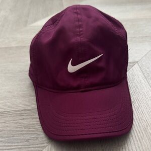Nike Featherlight Dri-fit cap